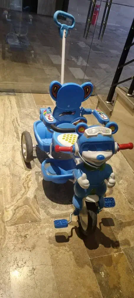 سه چرخه|دوچرخه، اسکیت، اسکوتر|اندیشه, اندیشه فاز ۳|دیوار