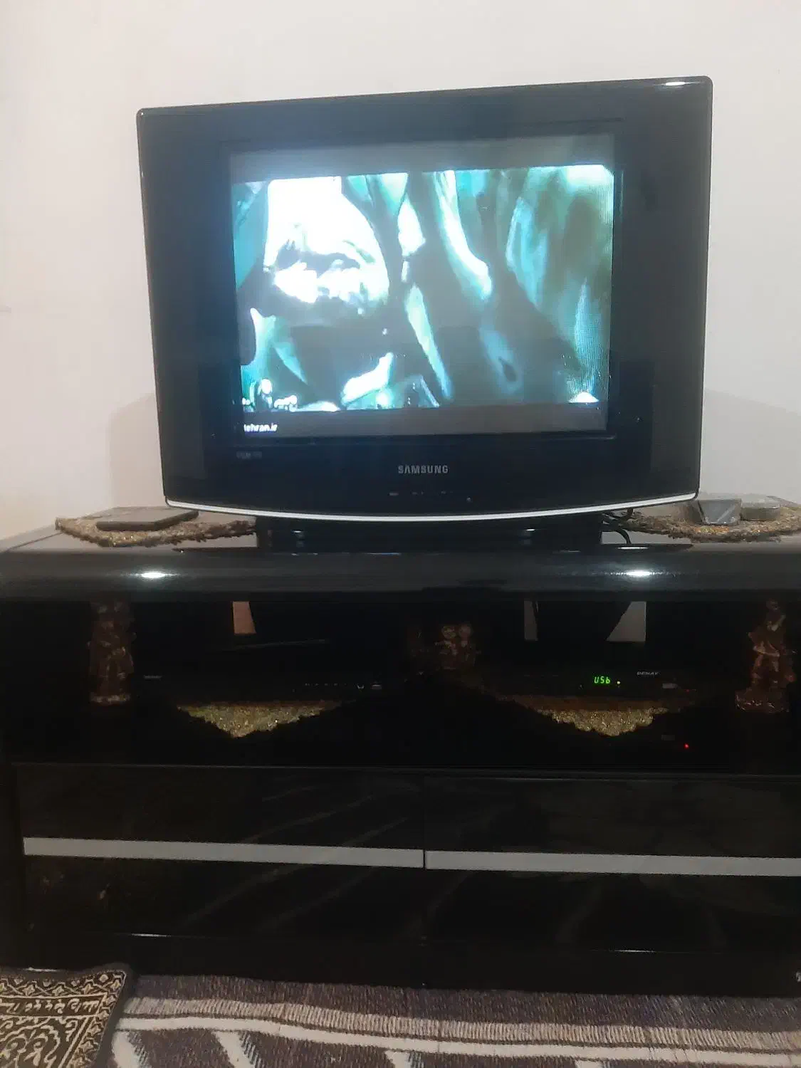 تلوزیون سامسونگ ۲۱ ، با زیر و دیجیتال|تلویزیون و پروژکتور|کرمانشاه, |دیوار