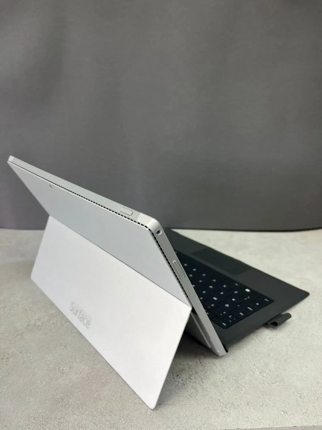 لپ تاپ تبلت شو مایکروسافت سرفیس پرو ۳|رایانه همراه|یزد, |دیوار