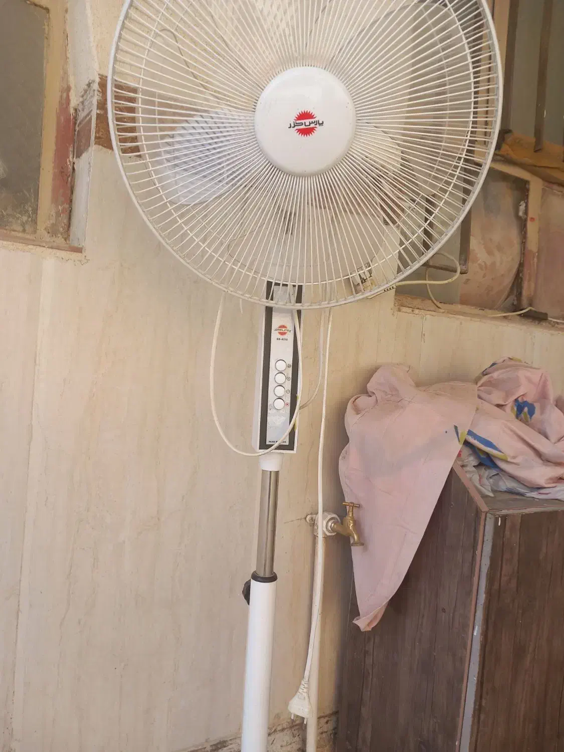 پنکه فقط موتور ش سوخته|پنکه و تصفیهکنندهٔ هوا|زابل, |دیوار