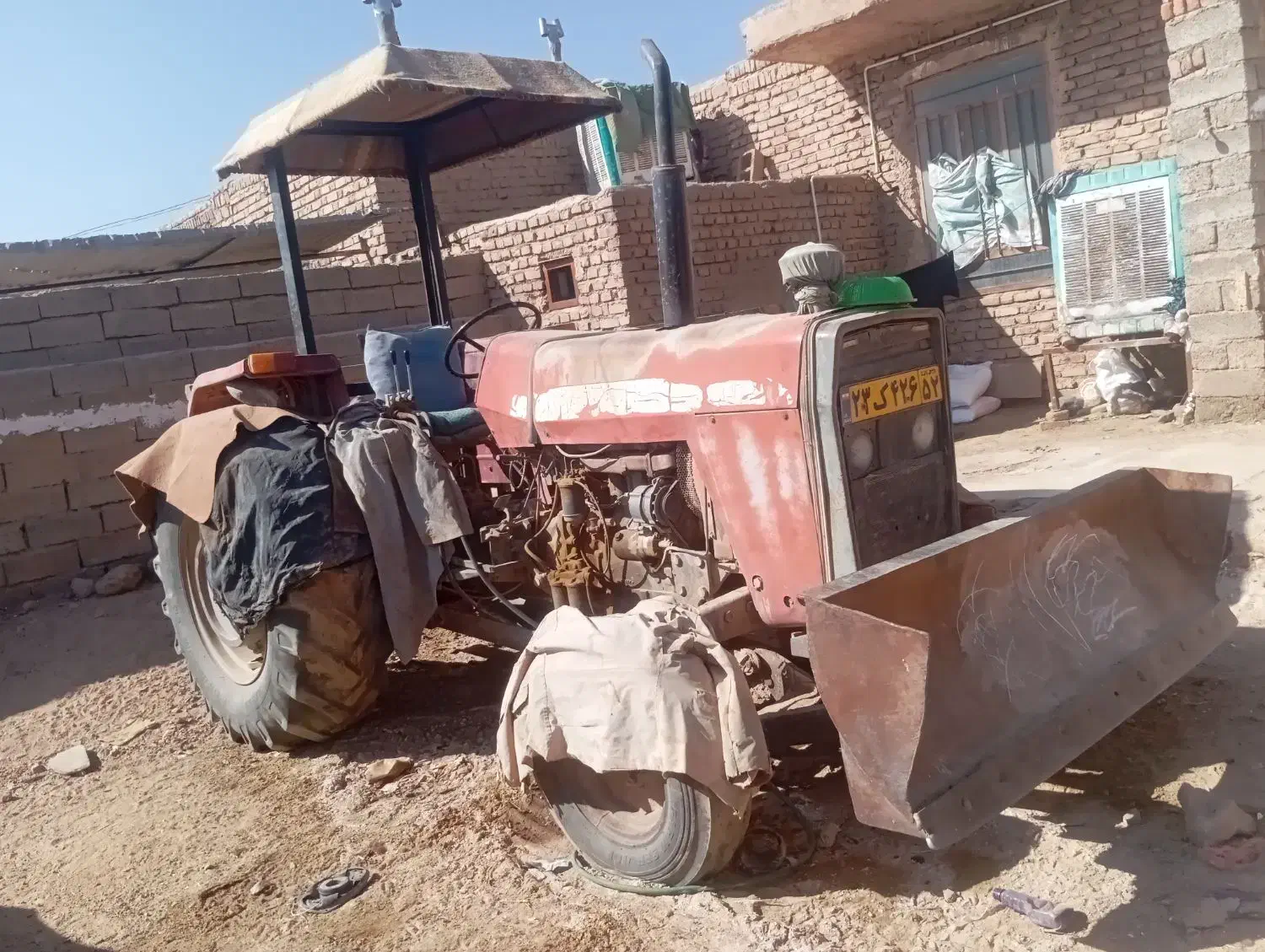 تراکتور 285مدل 70 زیر خاکی|خودرو سنگین|نهبندان, |دیوار