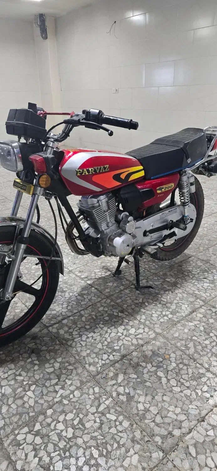 موتور مدل پرواز 200CC قرمز|موتورسیکلت|اصفهان, ناژوان|دیوار