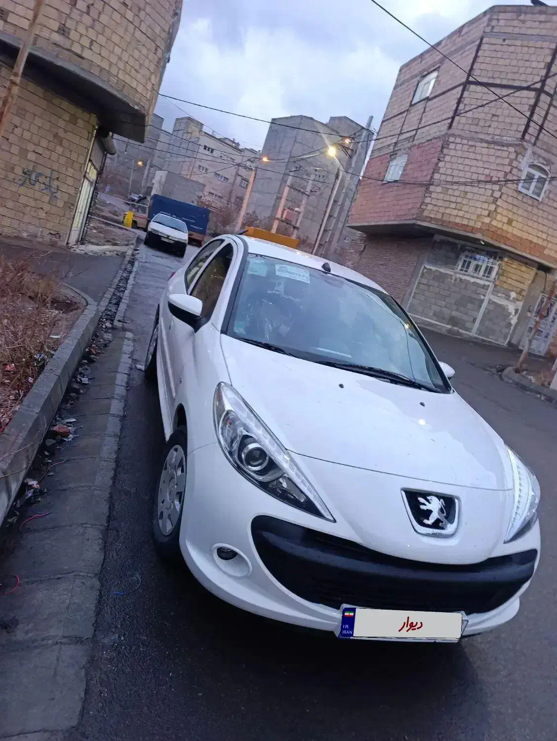 پژو 207 دنده ای|خودرو سواری و وانت|تبریز, |دیوار