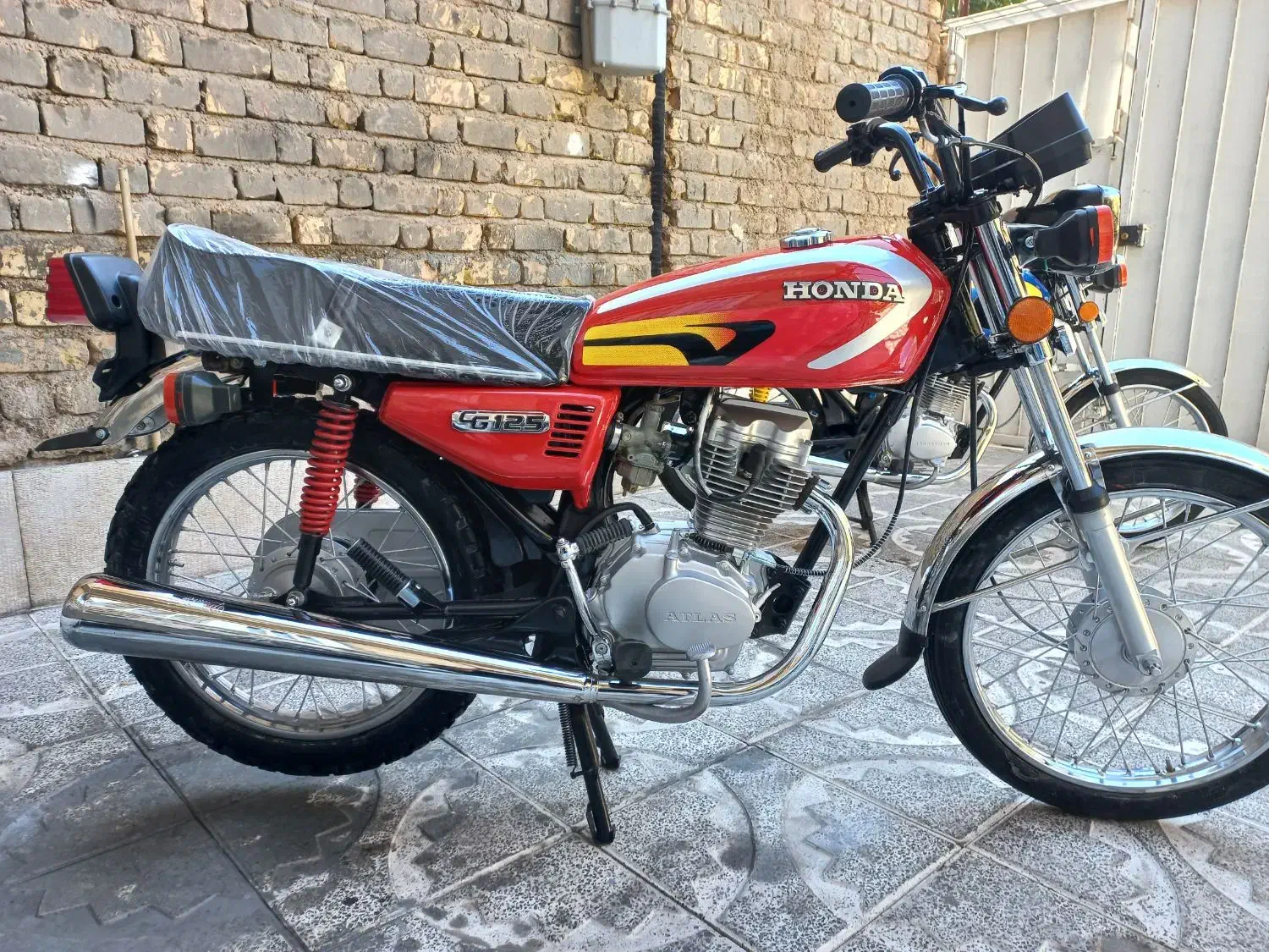 مزایده در حد صفر  فقط ۲۲۵۰۰فقط تا امروز|موتورسیکلت|شیراز, گویم|دیوار