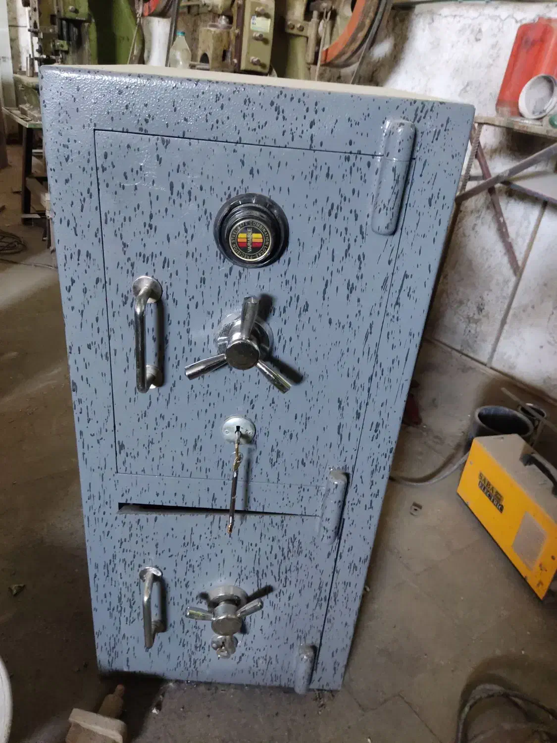 خرید گاوصندوق هر سایز وابعادی|فروشگاه و مغازه|خمینیشهر, |دیوار