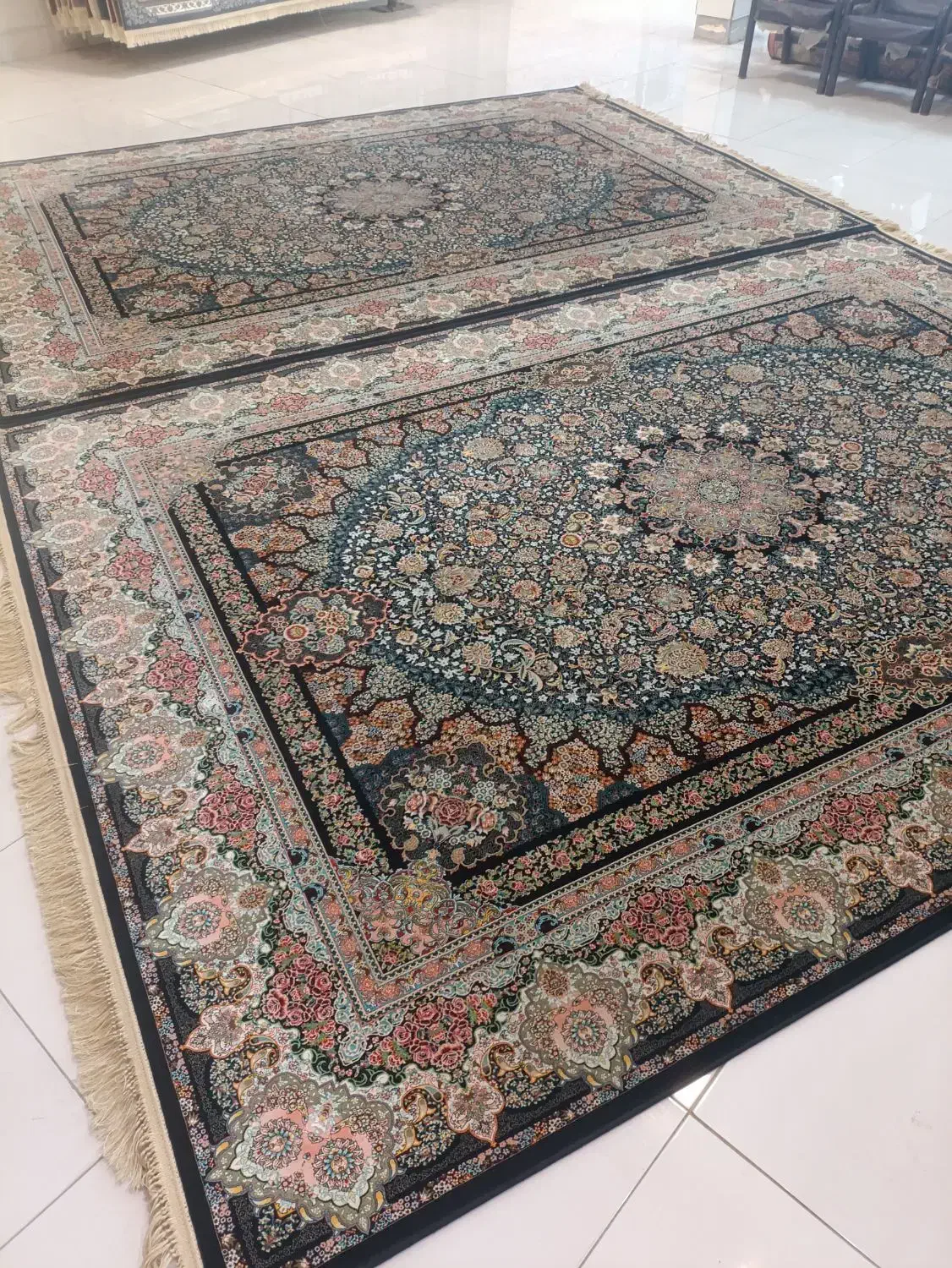 دوتخته فرش ۹متری ۱۲۰۰شانه تراکم۳۶۰۰ ده رنگ|فرش|کرمانشاه, |دیوار