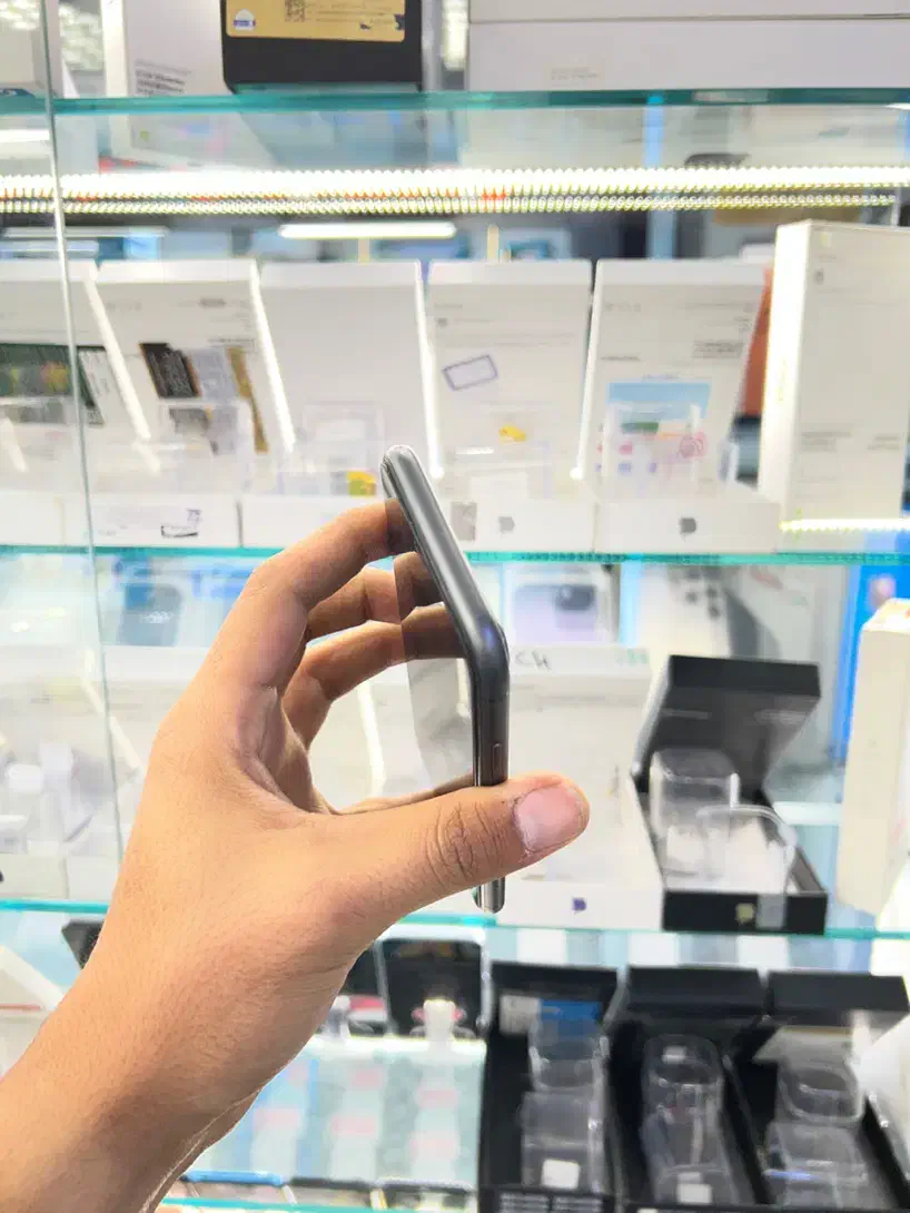 iphone 11 128|موبایل|کرج, اصفهانیها|دیوار