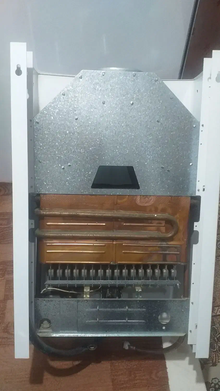 ابگرمکن دیواری بوتانb3118|آبگرمکن، پکیج، شوفاژ|ورزقان, |دیوار