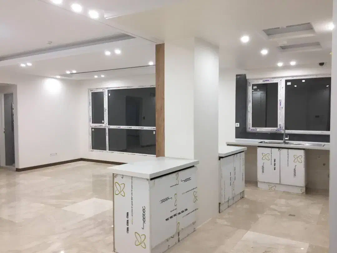 ۱۱۰ متر / ۲ خواب / کلیدنخورده /فول