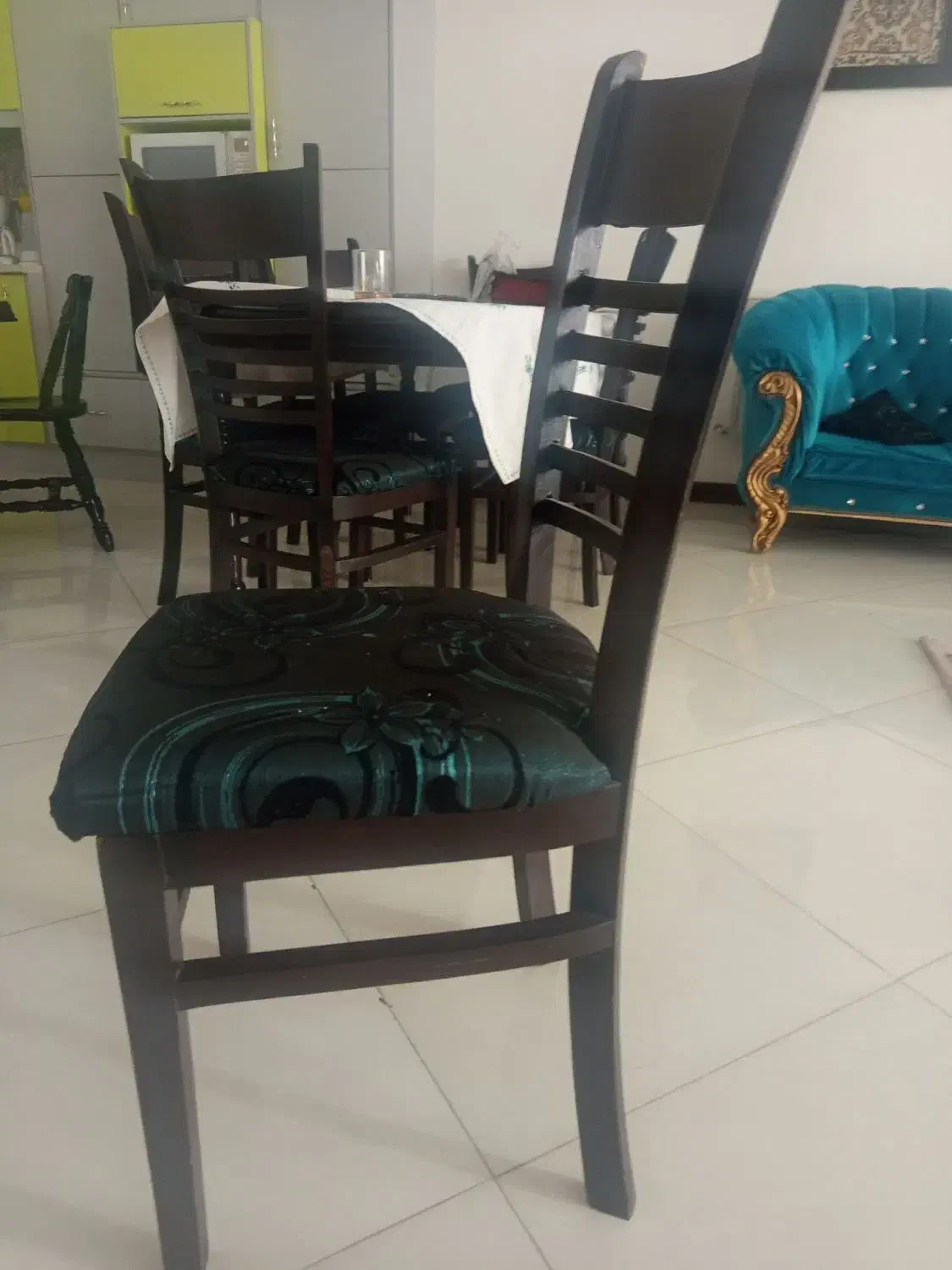 صندلی|میز و صندلی غذاخوری|دلیجان, |دیوار