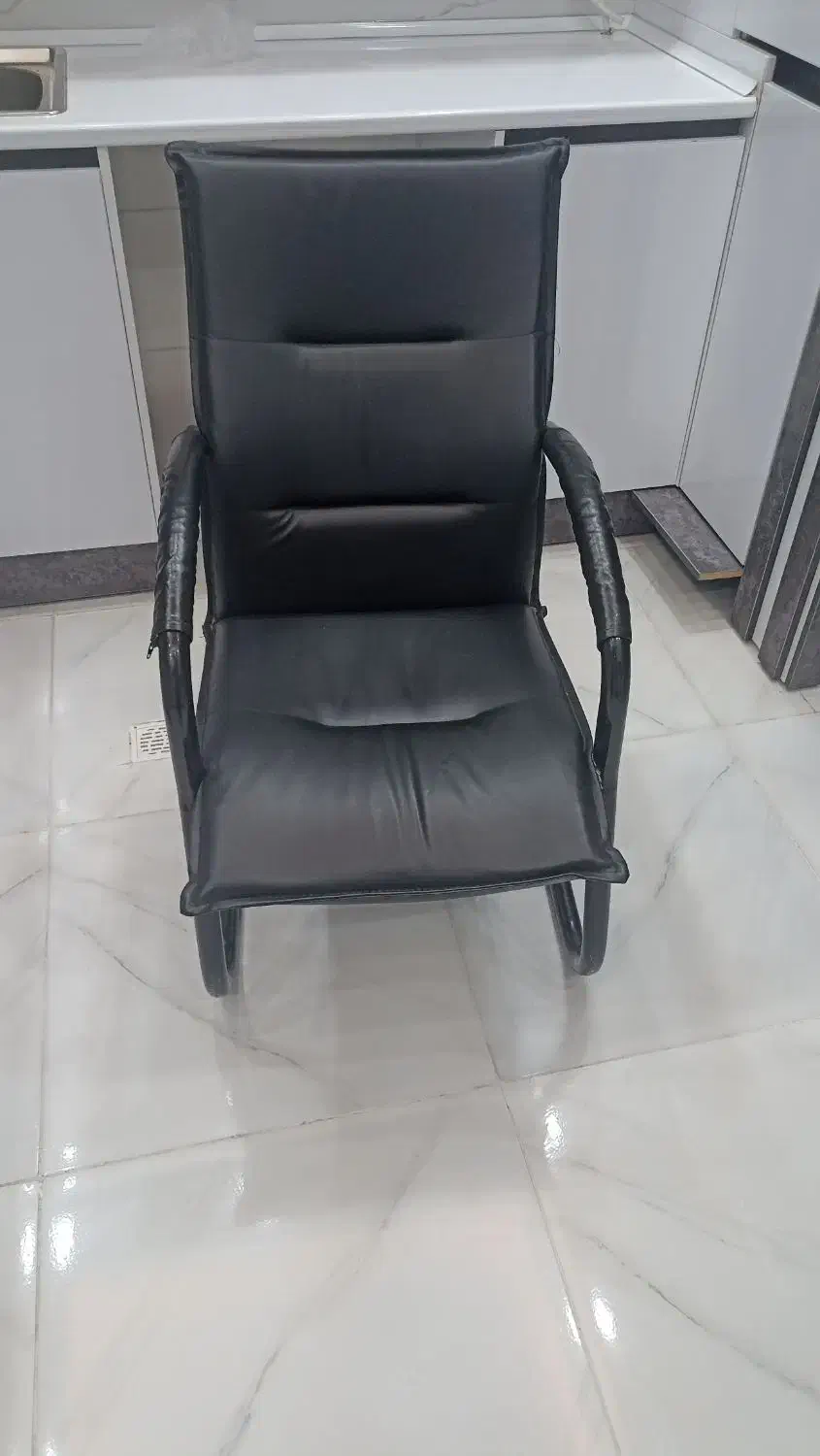 صندلی انتظار|دفتر کار|جوانرود, |دیوار