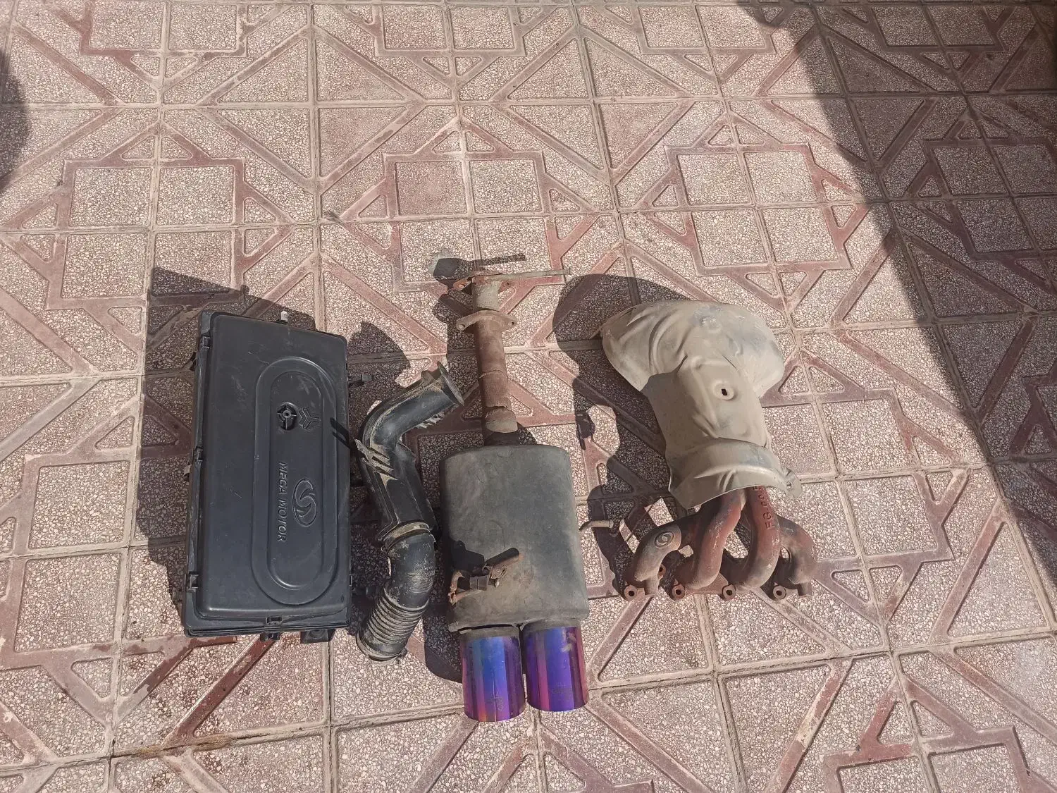 منبع اگزوز 715 دولول|قطعات یدکی و لوازم جانبی|رباط‌کریم, رباط‌کریم|دیوار