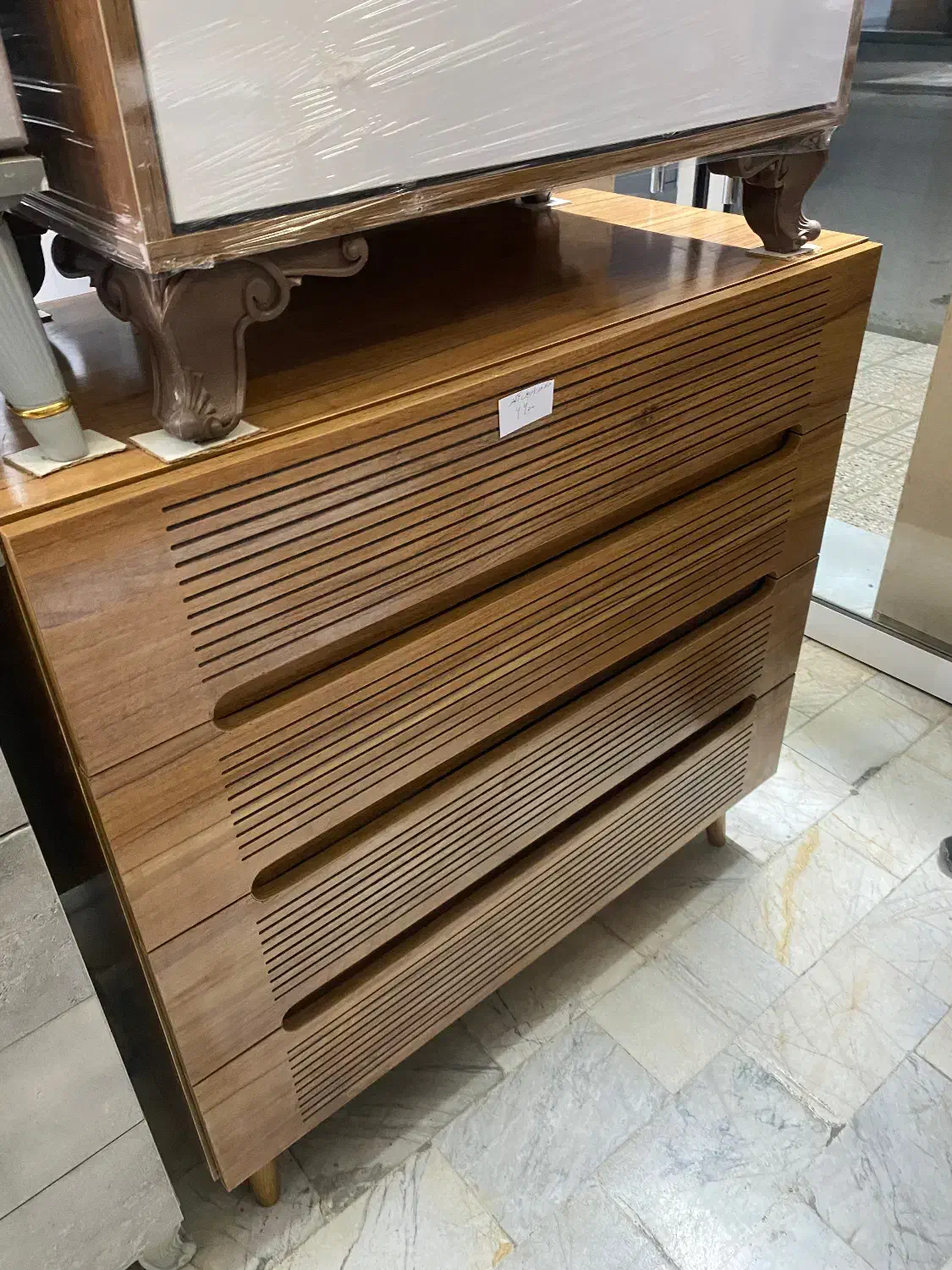 دراور|جاکفشی، کمد، دراور|گرگان, |دیوار