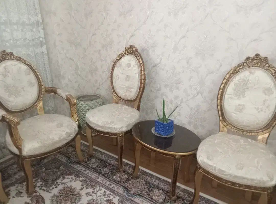 مبل   سلطنتی  ۹ نفره با میز و دوتا عسلی|مبلمان خانگی و میز عسلی|اندیشه, اندیشه فاز ۲|دیوار