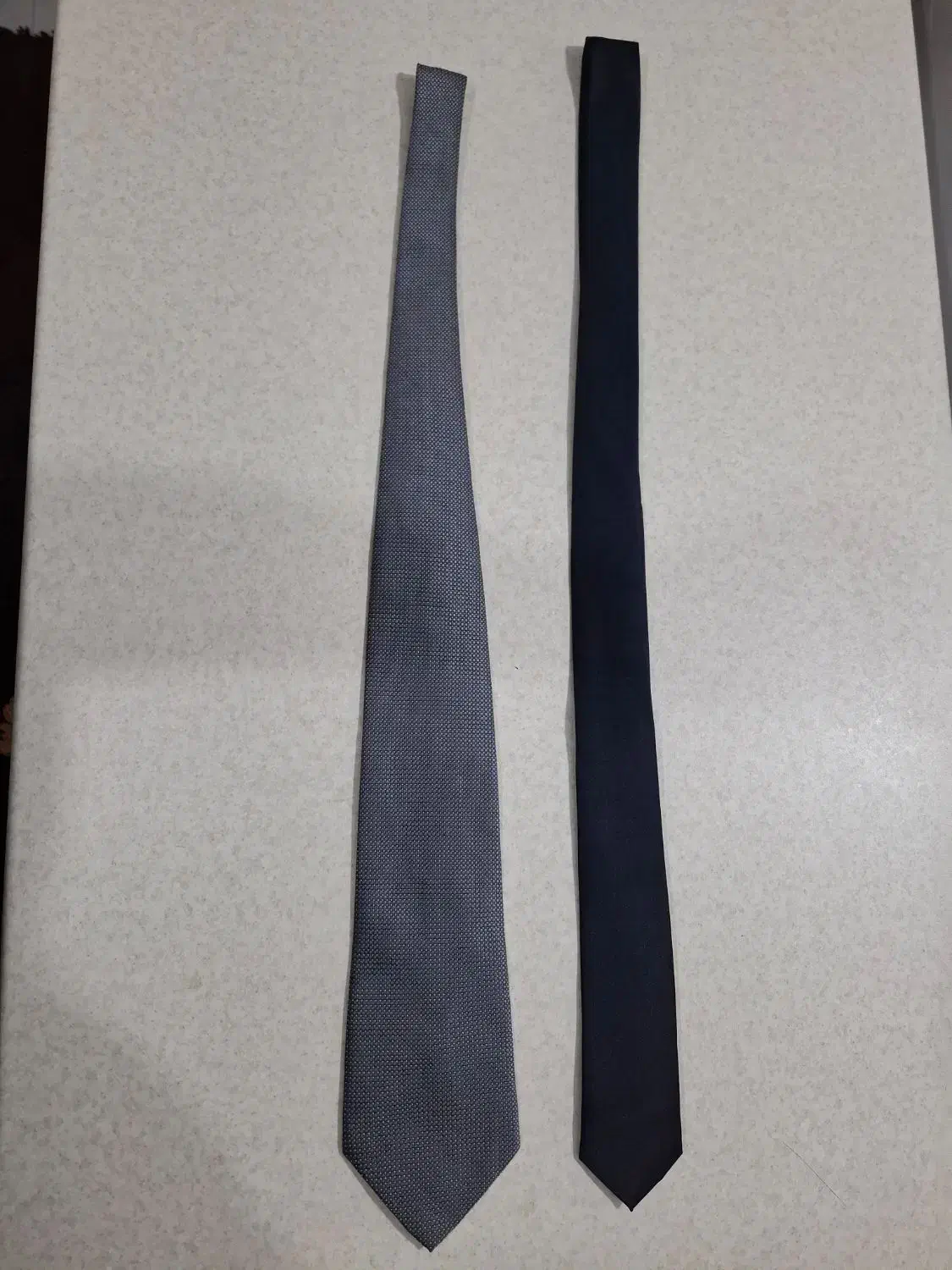 کروات|لباس|مرند, |دیوار