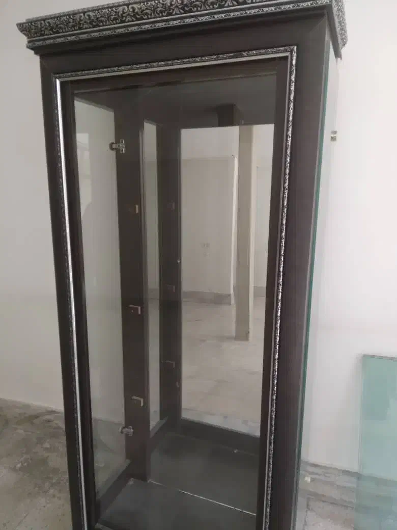 ویترین|مبلمان خانگی و میز عسلی|برخوار, |دیوار