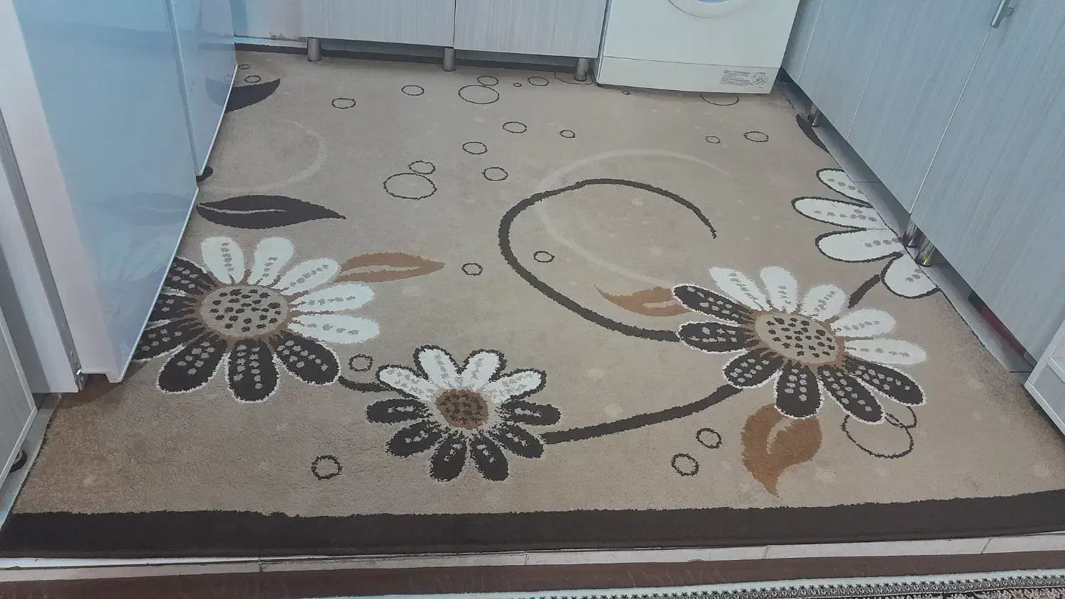 گلیم اندازه عرض 2مترطول 2 متربدونه زدگی یاسوختگی|گلیم، جاجیم، گبه|سنندج, |دیوار