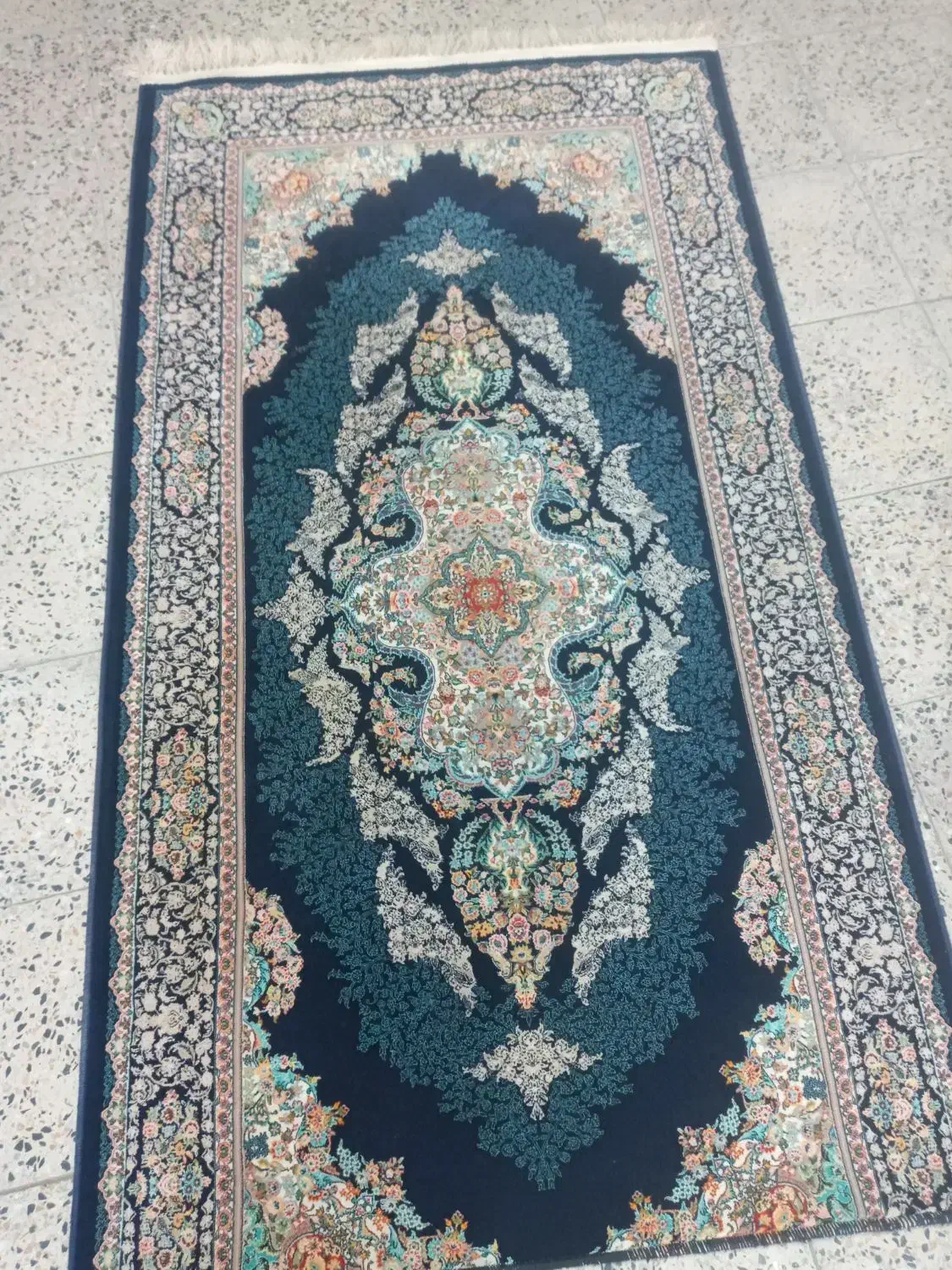 قالیچه در حد نو|فرش|محمدبار, |دیوار