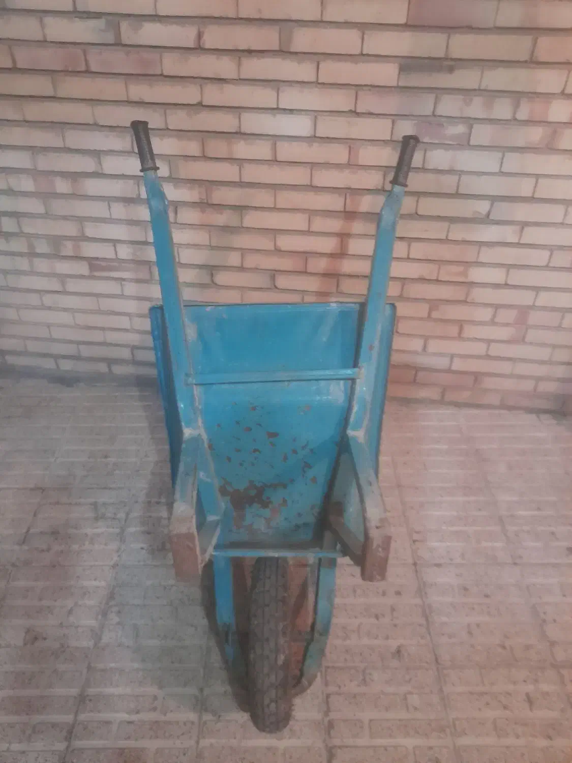 فرغون درحد نو|ابزارآلات|تبریز, |دیوار