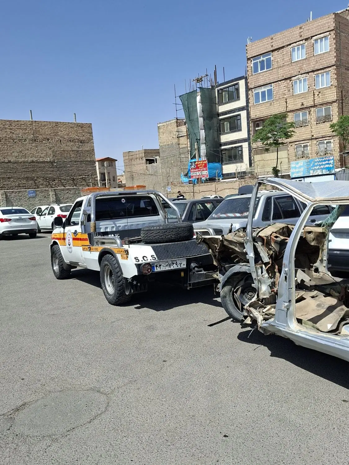 امداد خودروبر یدکش یدک کش نیسان جرثقیل چرخگیر|خدمات حمل و نقل|تهران, علایین|دیوار