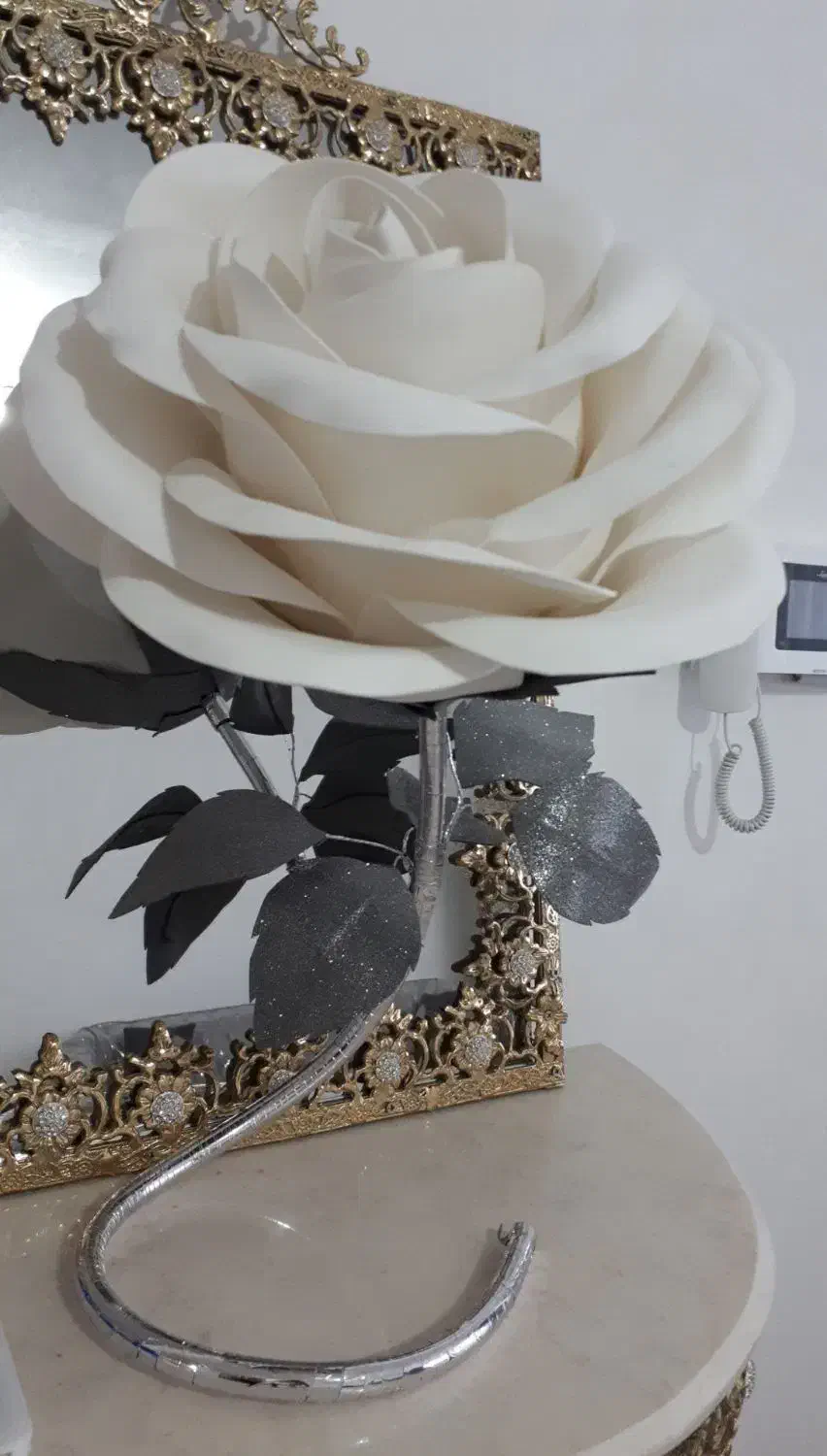 گل های روبانی و فومی و پیپ پاک کن|گل مصنوعی|دزفول, |دیوار