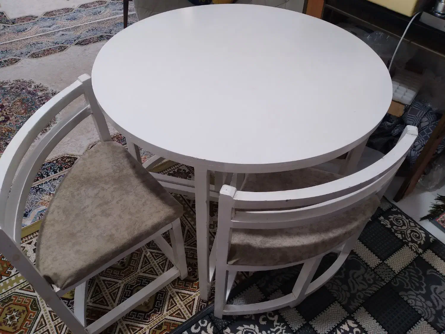 میز غذا خوری ۴ نفره کمجا|میز و صندلی غذاخوری|گرگان, |دیوار