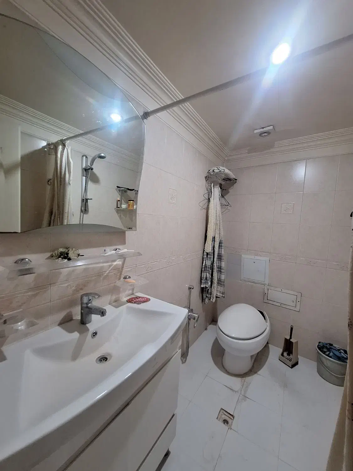 پاسداران ۱۸۰متر ۳خواب لابی شیک