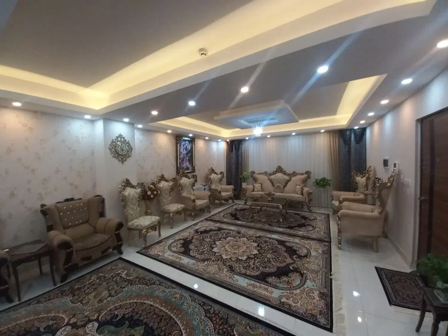 واحد ۱۰۷ متری/میدان دادگستری/پشت هتل باران|فروش آپارتمان|ملایر, |دیوار