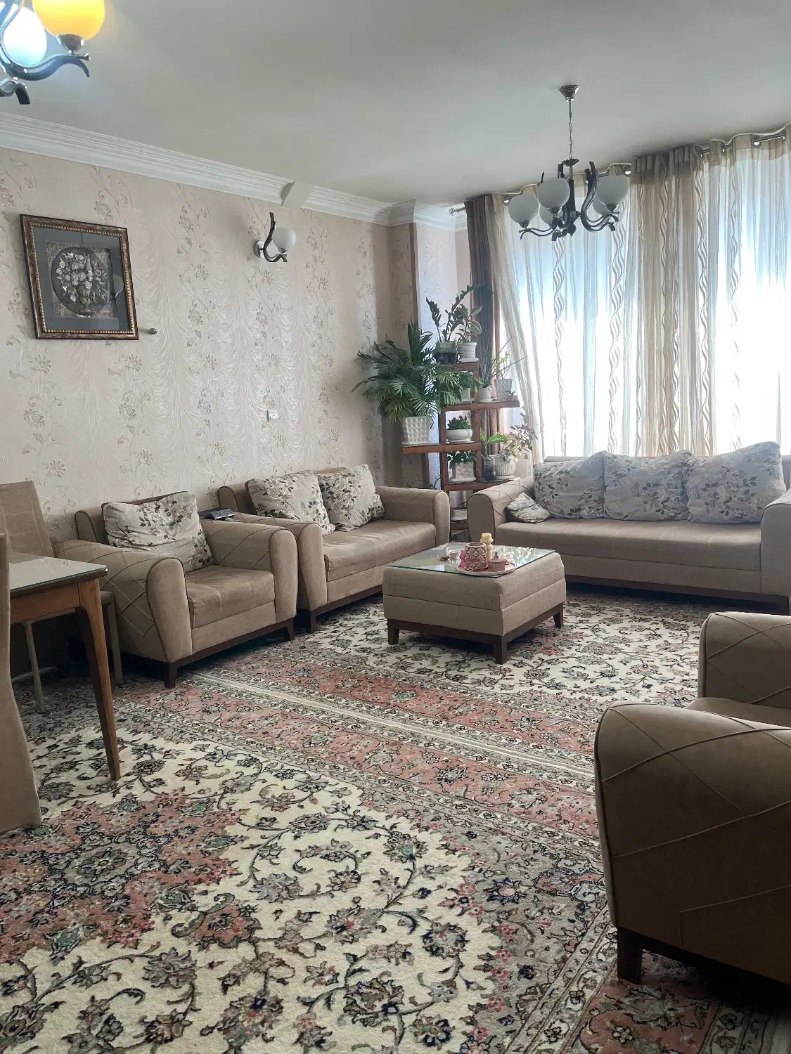 آپارتمان /خیابان نادر / سه خواب|فروش آپارتمان|شیراز, اصلاح‌نژاد|دیوار