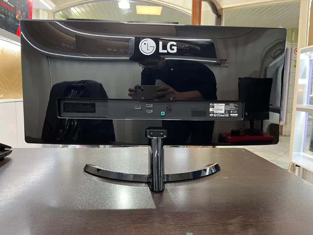 مانیتور در حد نو ۲۹ اینچ LG|قطعات و لوازم جانبی رایانه|تبریز, |دیوار