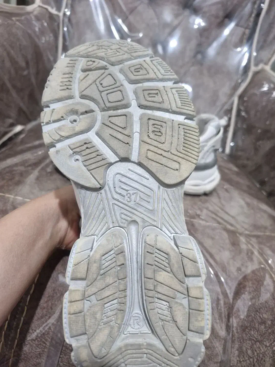 کفش|کیف، کفش، کمربند|مرودشت, دولت آباد|دیوار