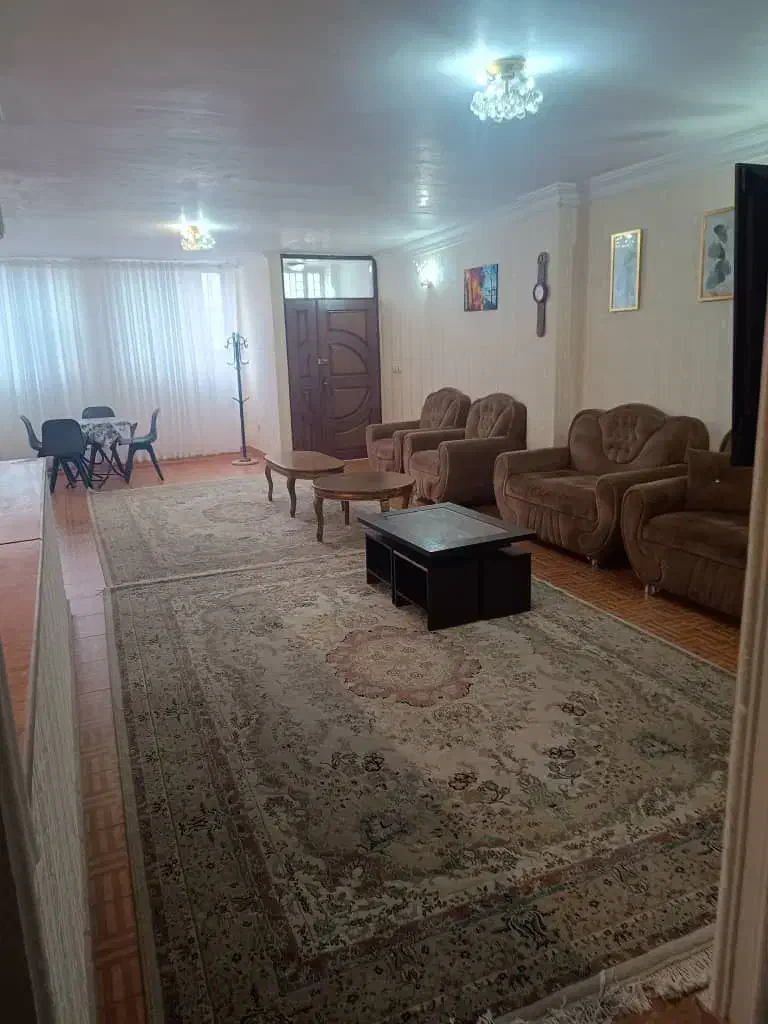 اجاره روزانه واحدهمکف دوخواب شهرداری رشت|اجارهٔ کوتاهمدت آپارتمان و سوئیت|رشت, استادسرا|دیوار