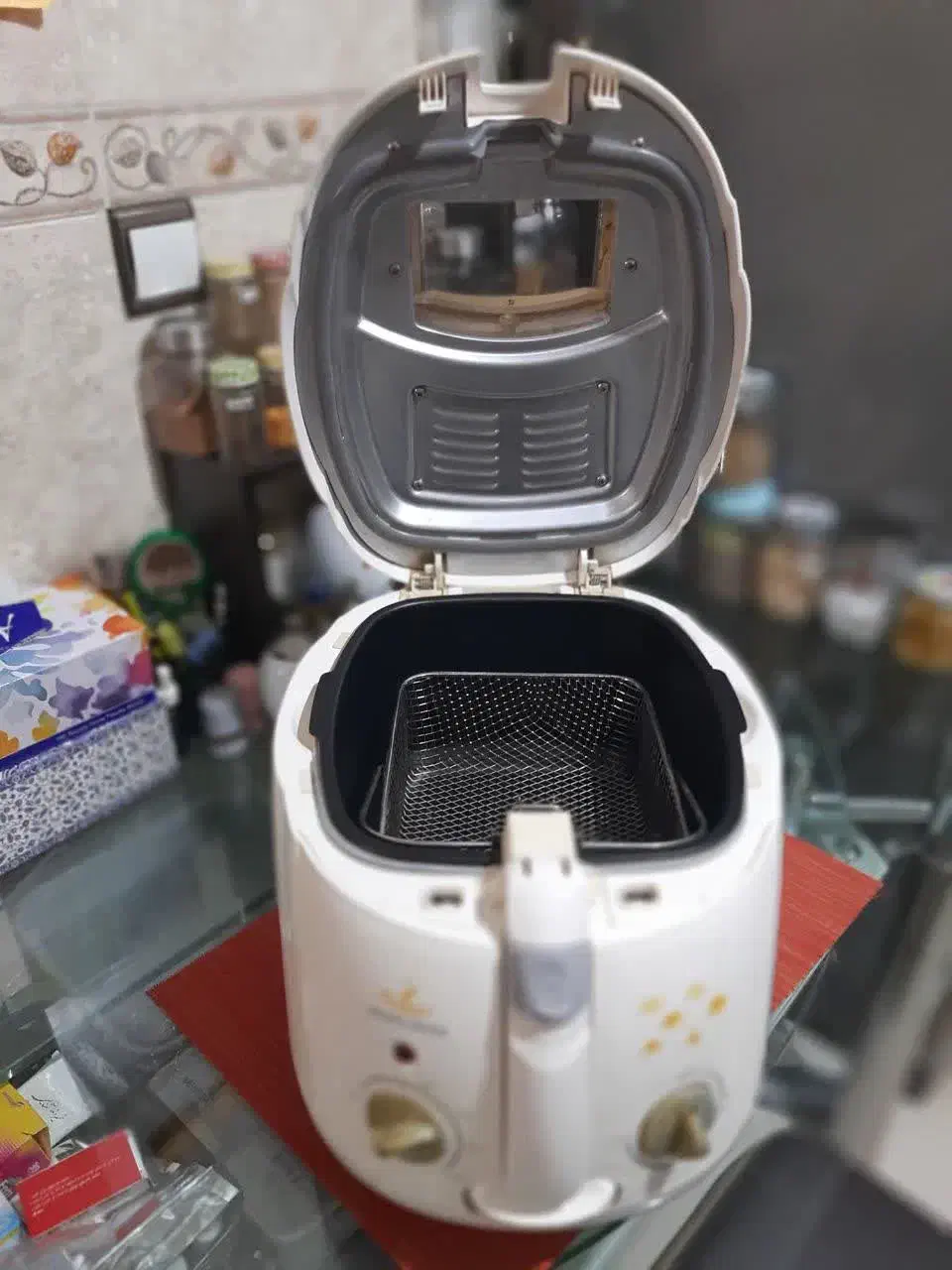 سرخ کن black&Decker ساخت انگلستان|اجاق گاز و لوازم برقی پختوپز|ساری, |دیوار