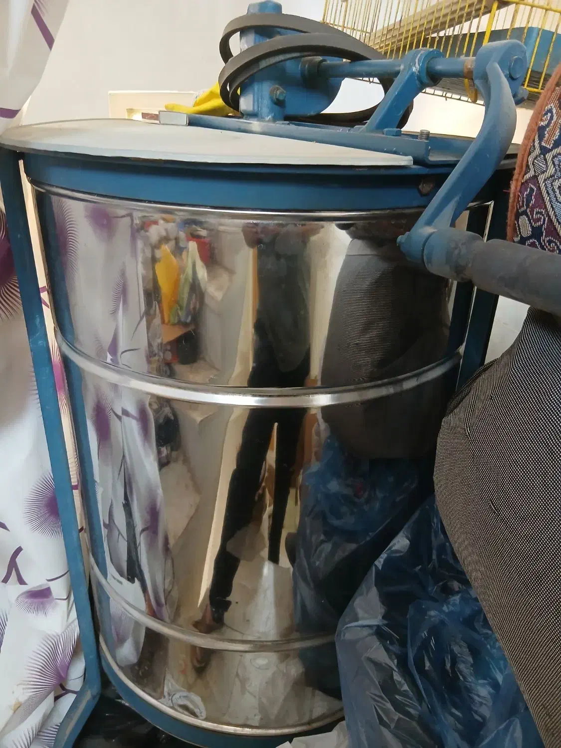 سلام یک دستگاه عسل گیر ۴قاب استیل نو|ماشینآلات صنعتی|یزد, |دیوار