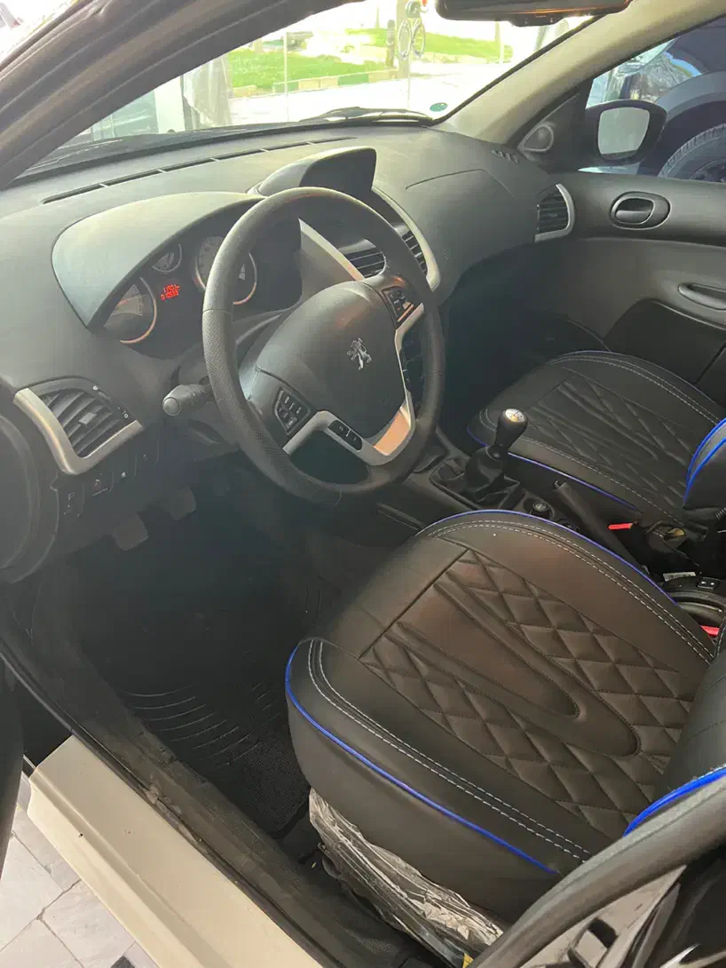 207پانا دنده ارتقا|خودرو سواری و وانت|کاشان, ۲۲ بهمن|دیوار