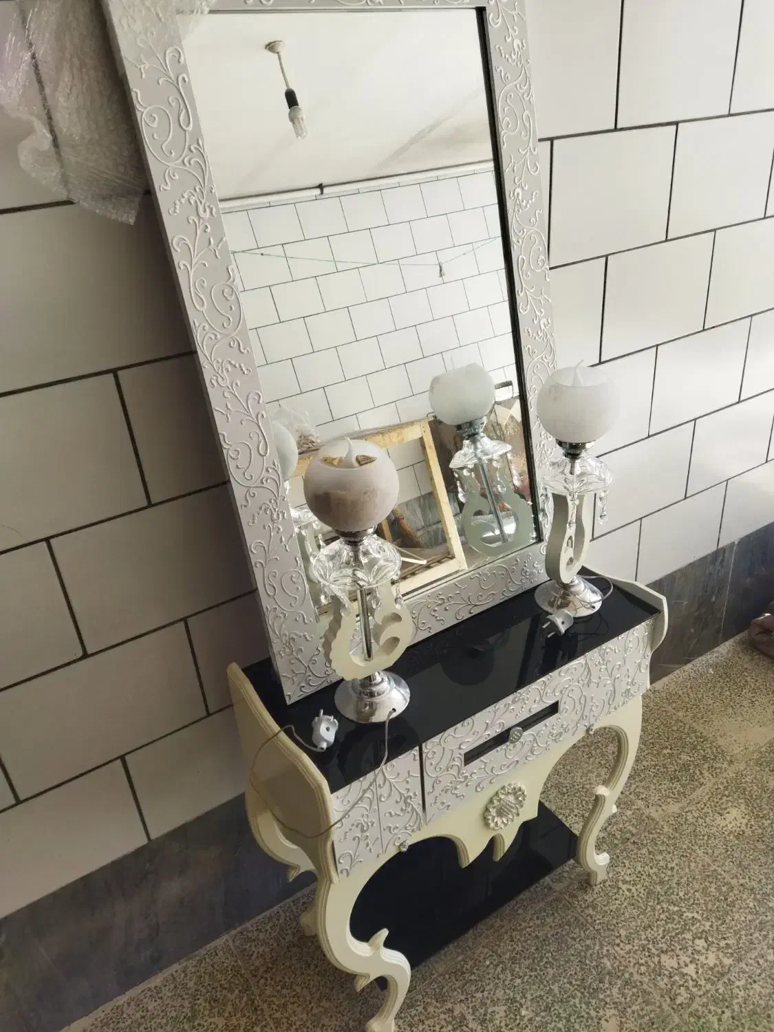 میز آرایش صورت|تخت و سرویس خواب|شهرکرد, |دیوار