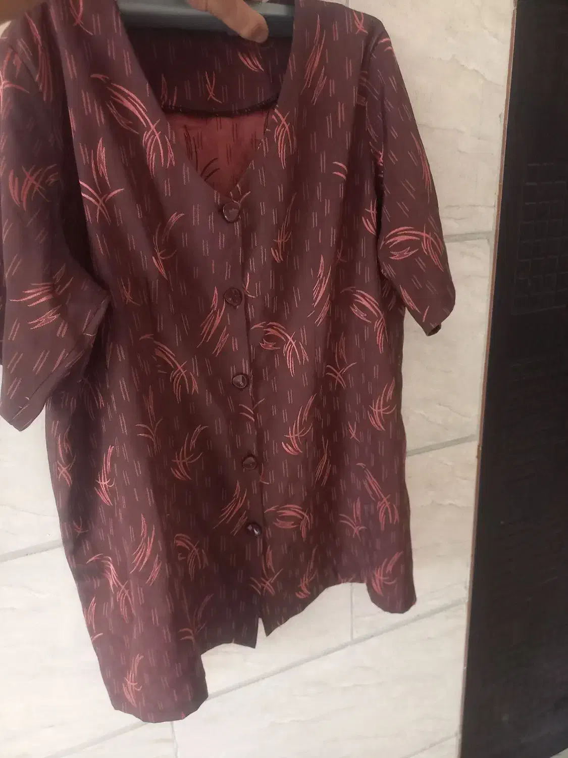 لباس خارجی|لباس|بروجرد, |دیوار