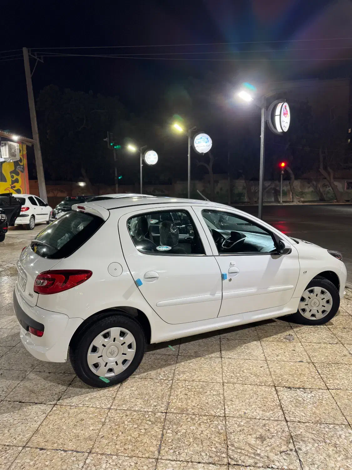 پژو ۲۰۷ مدل ۱۴۰۲ مشابه صفر|خودرو سواری و وانت|بندرعباس, |دیوار