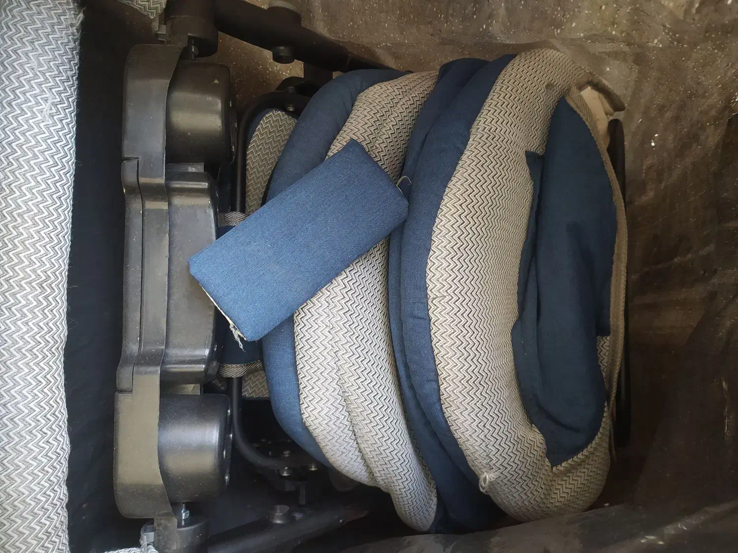 کالسکه و روروهک|کالسکه و لوازم جانبی|لاهیجان, گلستان|دیوار