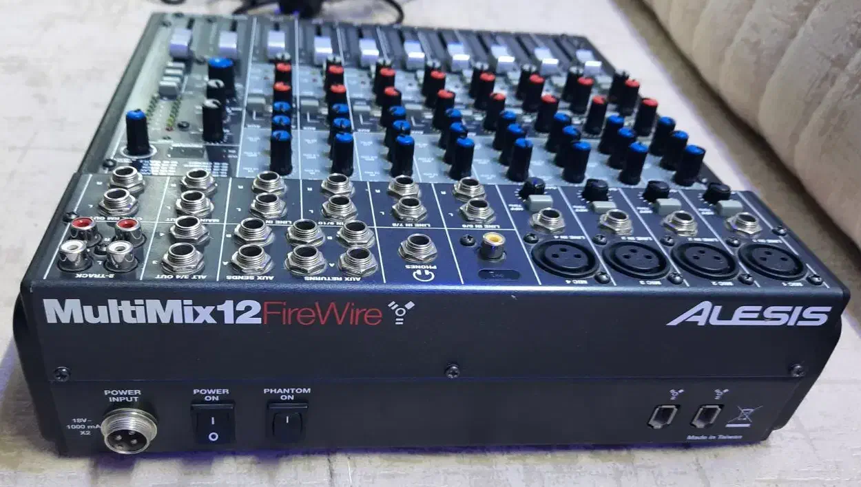 میکسر مدل Alesis|صوتی و تصویری|اصفهان, شهید رجایی|دیوار