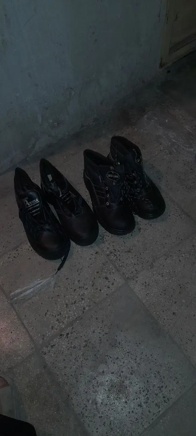 کفش کار سایز ۴۲|کیف، کفش، کمربند|قرچک, زیبا شهر|دیوار