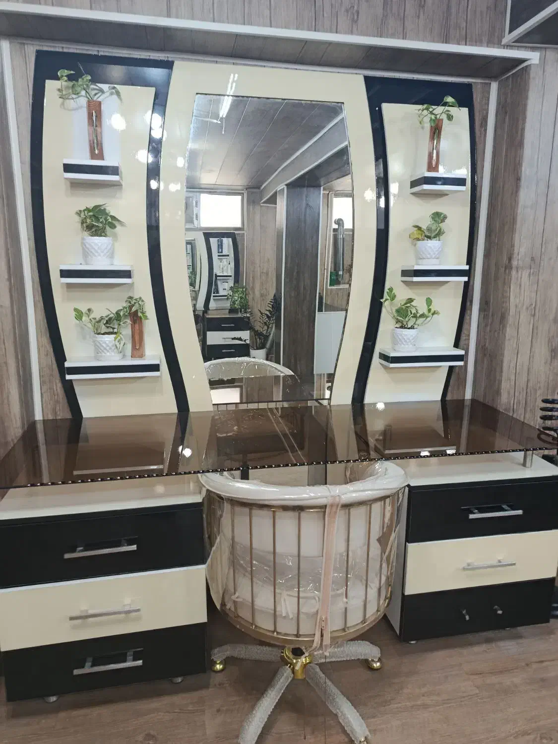 دکور ام دی آف|کتابخانه، شلف، قفسههای دیواری|نجفآباد, معرفت|دیوار