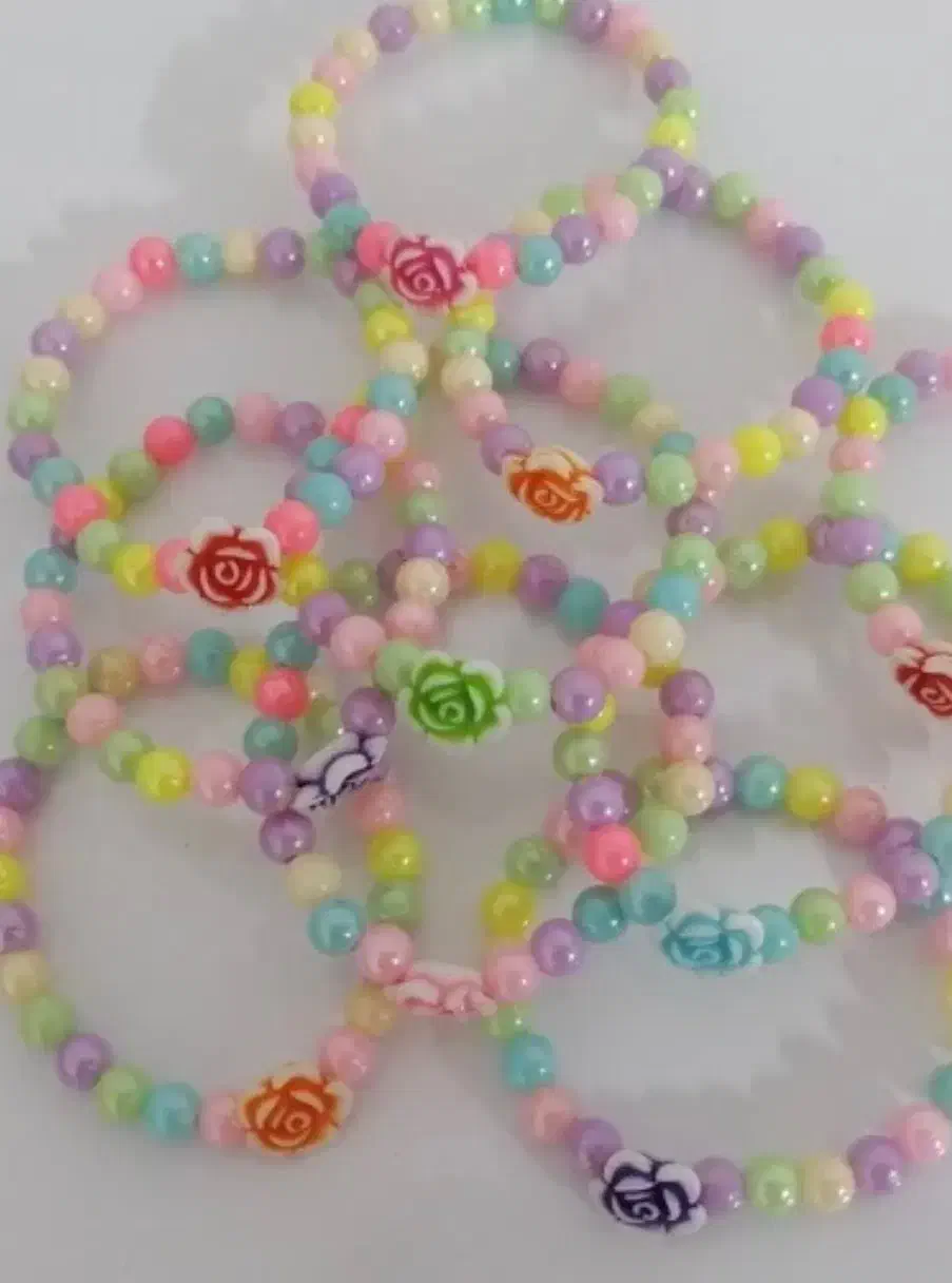 دستبند فقط 6 تومن|زیورآلات و اکسسوری|اقبالیه, |دیوار