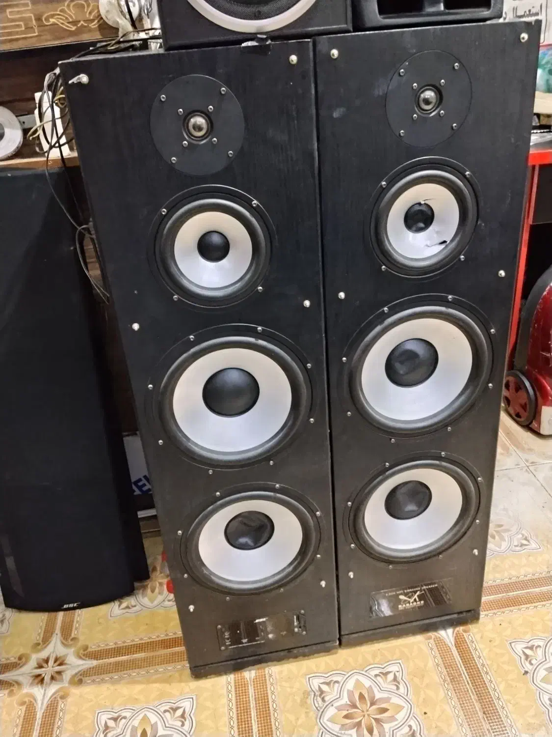 باند بزرگ اسپیکر سالم طبق عکس|سیستم صوتی خانگی|قرچک, باقرآباد|دیوار