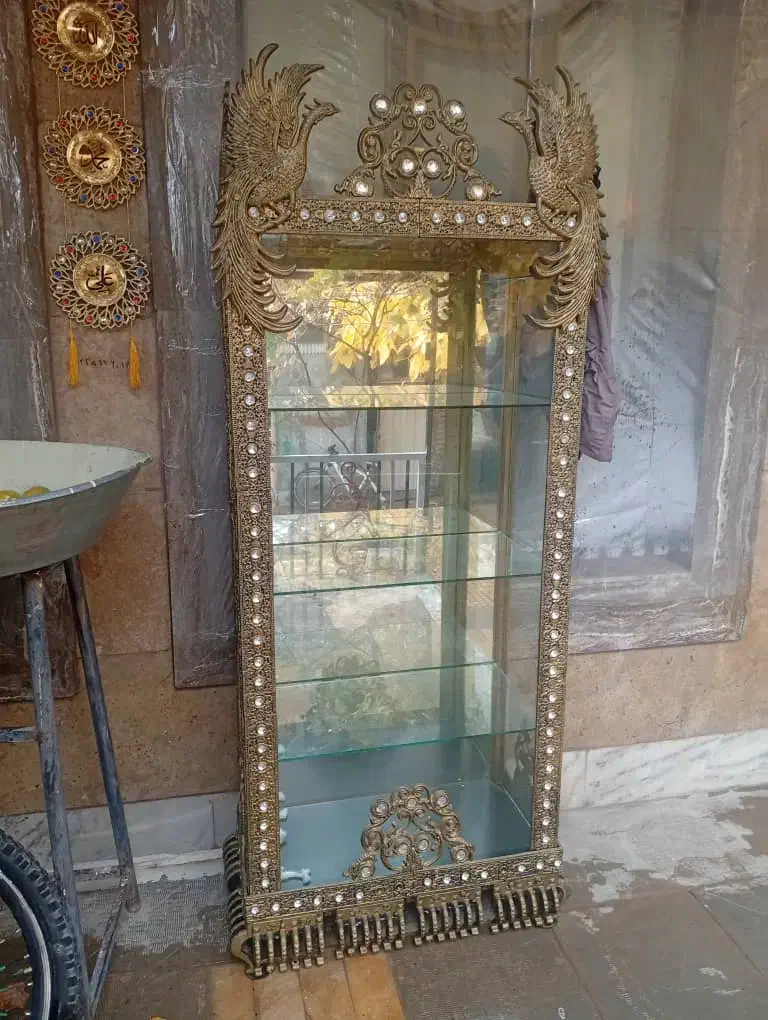 بوفه برنز در حد نو|بوفه، ویترین، کنسول|نورآباد, |دیوار