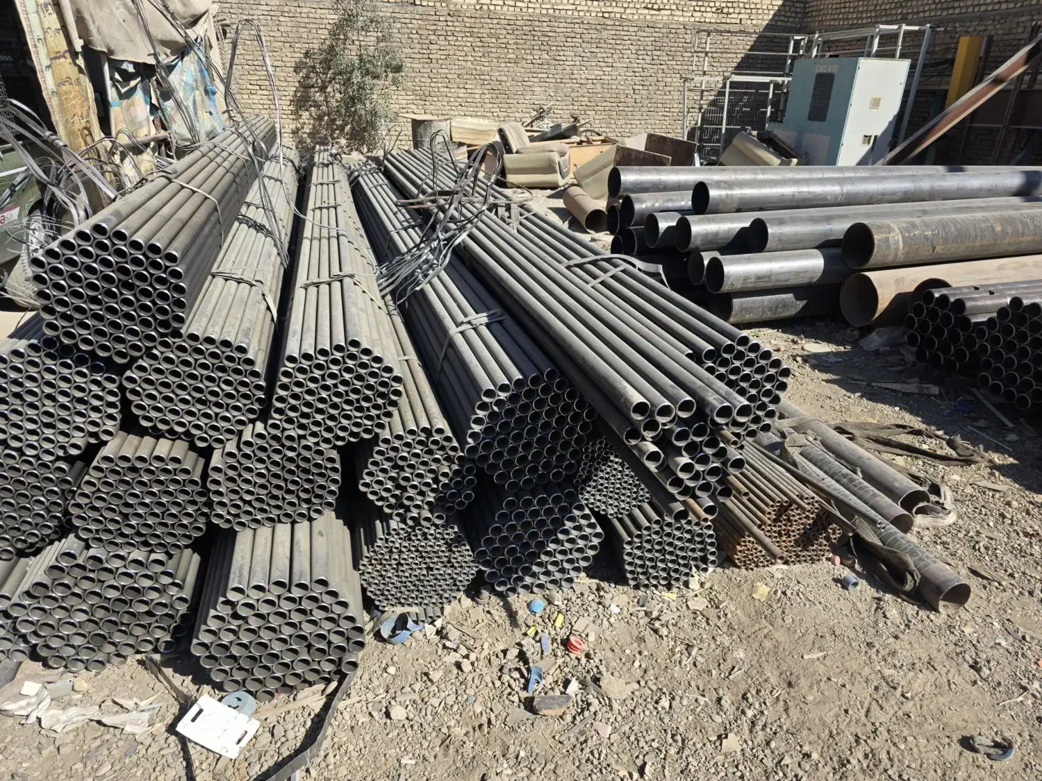 لوله داربست،گاز،آب و اتصالات|عمده‌فروشی|اصفهان, ارزنان|دیوار