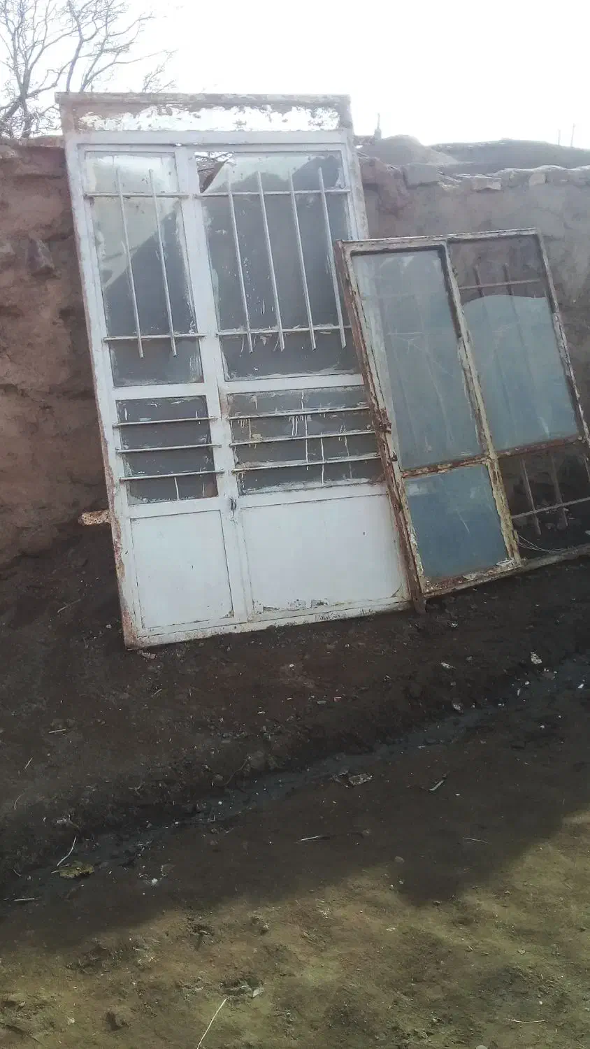 پنجرهودرحالسالمجنسمحکمفروشفوری|مصالح و تجهیزات ساختمان|میان جلگه, |دیوار