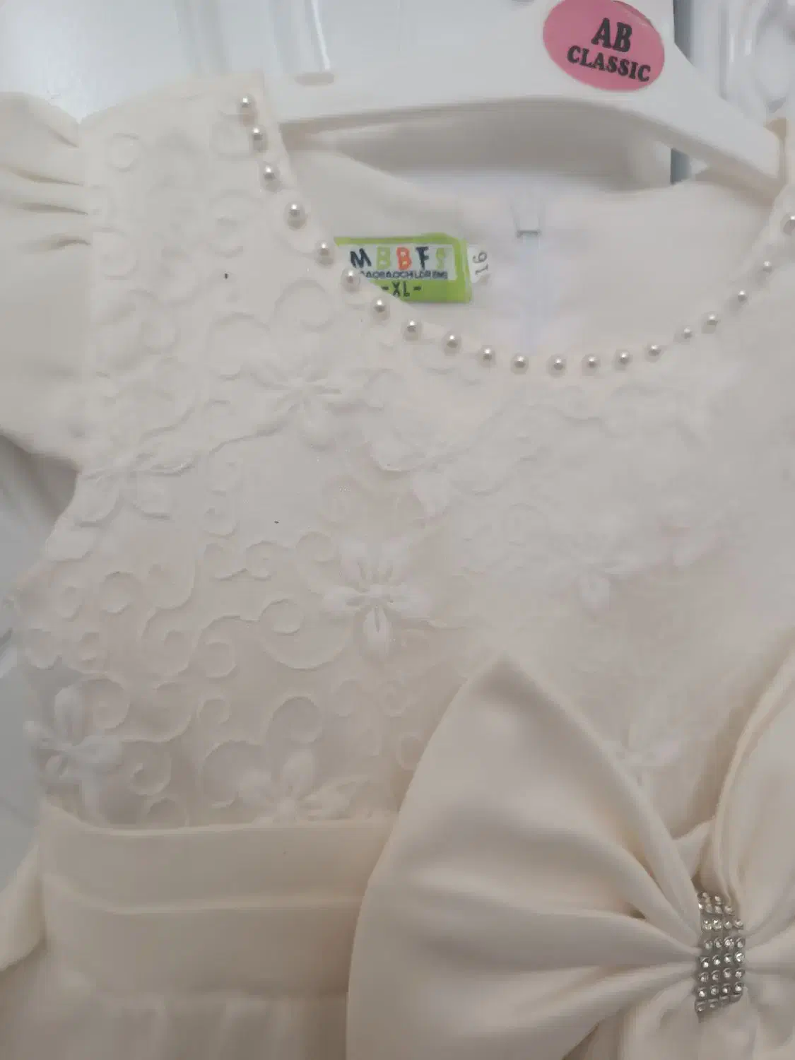 لباس دخترونه|کفش و لباس بچه|اصفهان, زاجان|دیوار