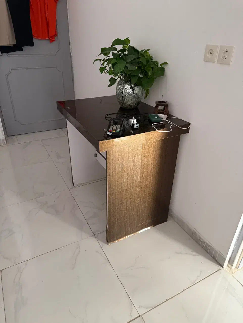 میز و صندلی جک دار|میز تحریر و کامپیوتر|قم, سالاریه|دیوار