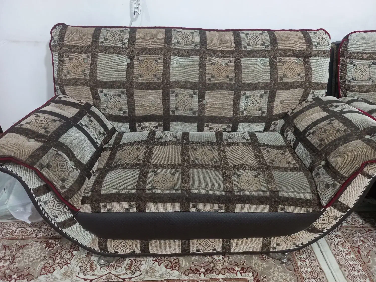 مبل راحتی|مبلمان خانگی و میز عسلی|صومعه‌سرا, |دیوار